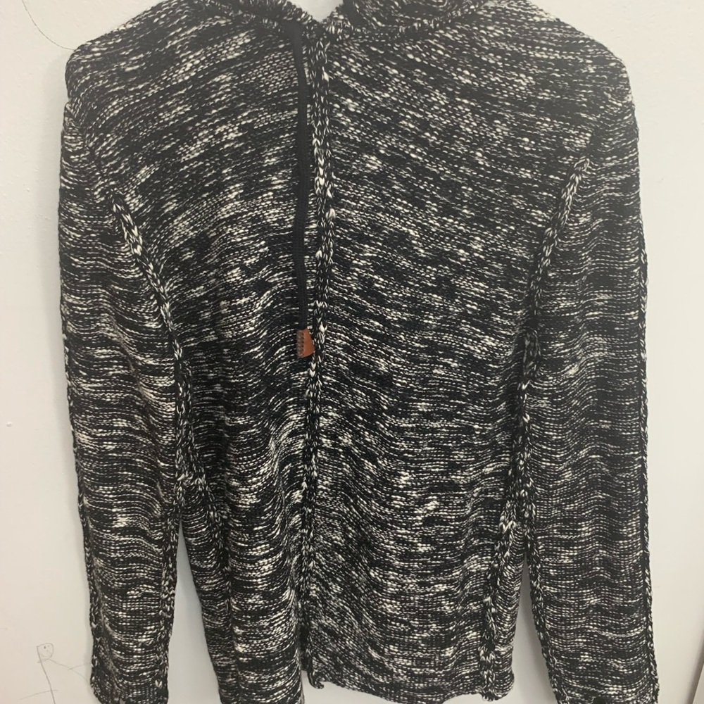Sweater - Picture 7 of 15